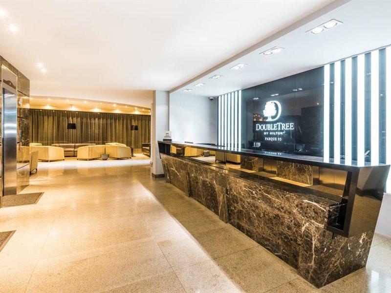 Doubletree By Hilton Bogota Parque 93 Hotel Exterior photo